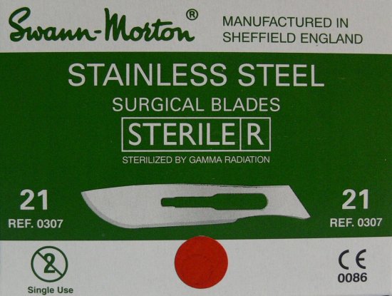 SVANN MORTON Čepelka skalpelová sterilní nerezová tvar 21 | NEHTOVÁ MODELÁŽ - Kleště a nůžky na nehty a kůži pro manikúru a pedikúru, pinzety, pilníky, atd. - Skalpelové čepelky nerezové, držátka čepelek SVANN MORTON Čepelka skalpelová sterilní nerezová tvar 21 | NEHTOVÁ MODELÁŽ - Kleště a nůžky na nehty a kůži pro manikúru a pedikúru, pinzety, pilníky, atd. - Skalpelové čepelky nerezové, držátka čepelek