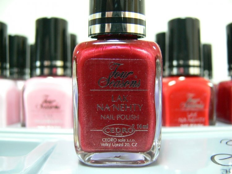 Four Seasons Lak na nehty FS odstín 10 perleťový lak 14 ml | NEHTOVÁ MODELÁŽ - Laky na nehty - Laky na nehty Cedro - Four Seasons Four Seasons Lak na nehty FS odstín 10 perleťový lak 14 ml | NEHTOVÁ MODELÁŽ - Laky na nehty - Laky na nehty Cedro - Four Seasons